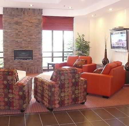 Niagara Plaza Hotel By Fairbridge Buitenkant foto